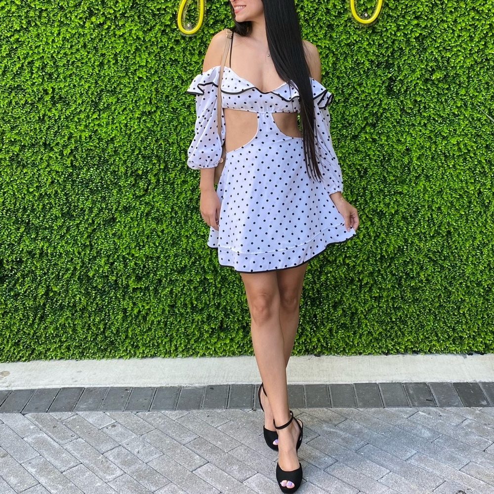 Black and White Asymmetrical Sundress with Puff Sleeves